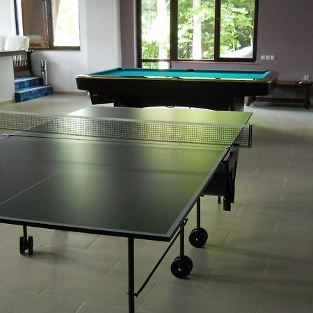 Hotel Valea Cu Pesti Capatineni-Ungureni Экстерьер фото