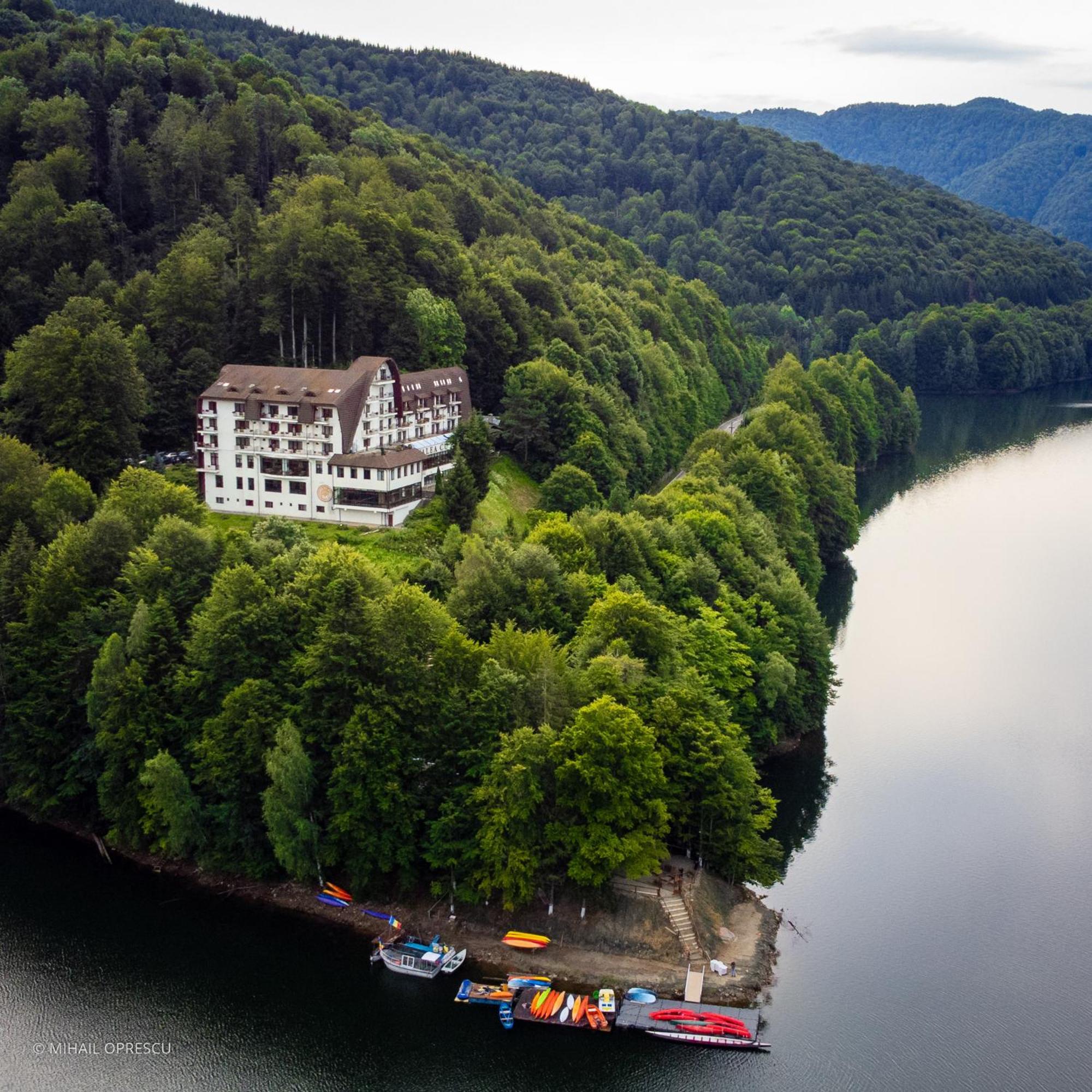 Hotel Valea Cu Pesti Capatineni-Ungureni Экстерьер фото