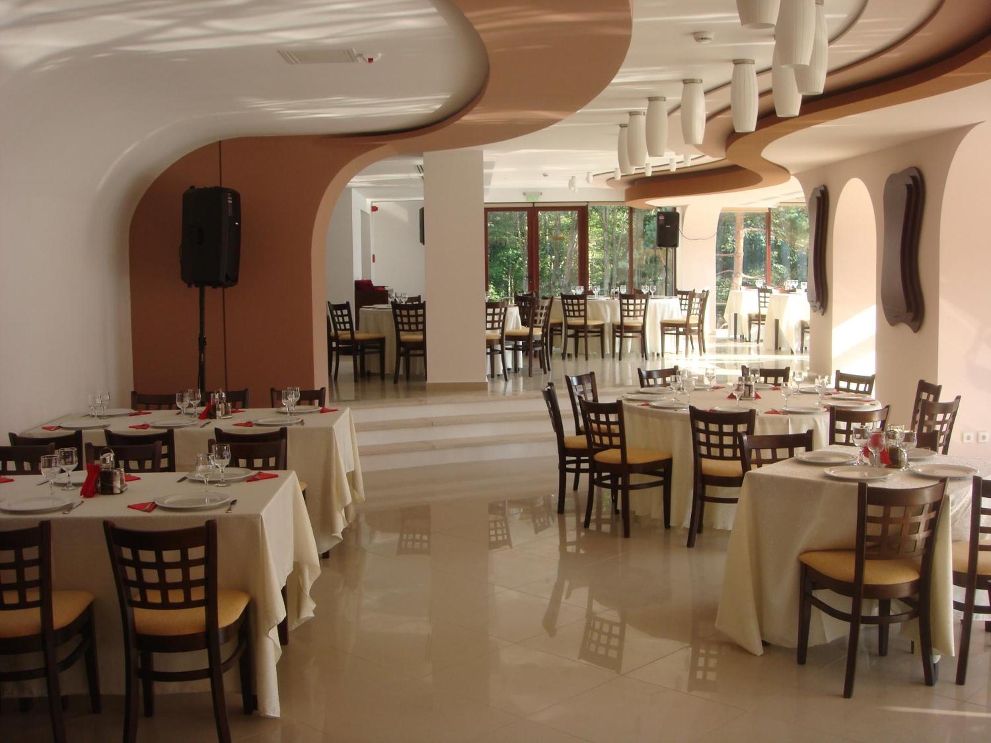 Hotel Valea Cu Pesti Capatineni-Ungureni Экстерьер фото