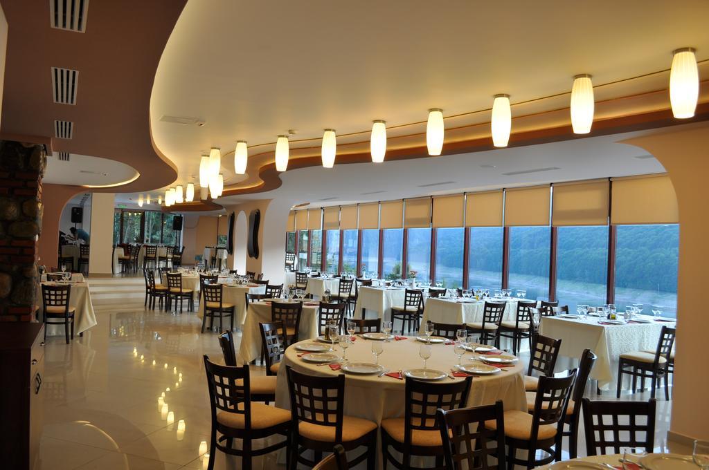 Hotel Valea Cu Pesti Capatineni-Ungureni Экстерьер фото