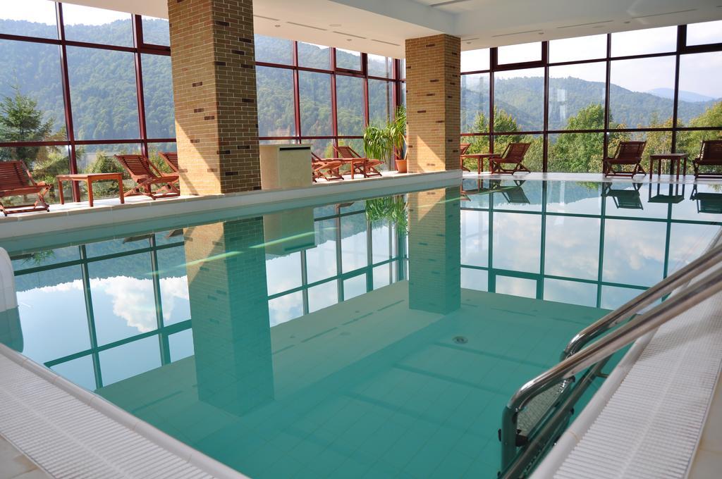 Hotel Valea Cu Pesti Capatineni-Ungureni Экстерьер фото